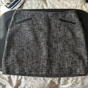 Banana Republic Black and White Mini Skirt